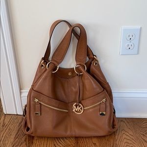 Tan/brown michael kors shoulder bag